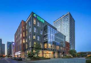 黔江区博士加拿大留学大概多少钱